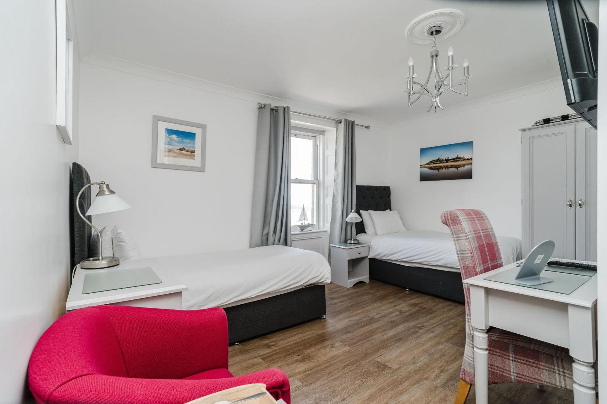The Roxburgh Guest Accommodation Berwick Upon Tweed Room photo